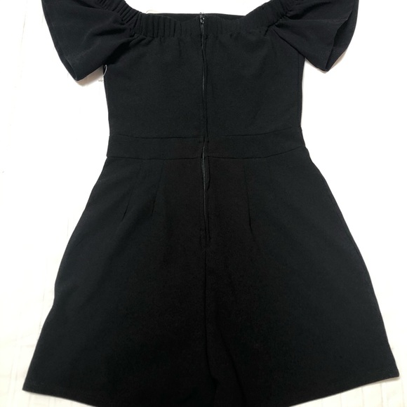 Black Shorts romper - Picture 3 of 3